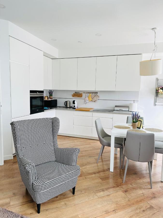 Butas Paciame Siauliu Miesto Centre Apartment โชเล ภายนอก รูปภาพ