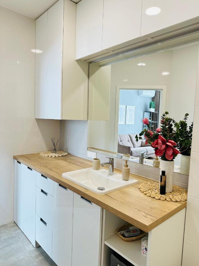 Butas Paciame Siauliu Miesto Centre Apartment โชเล ภายนอก รูปภาพ